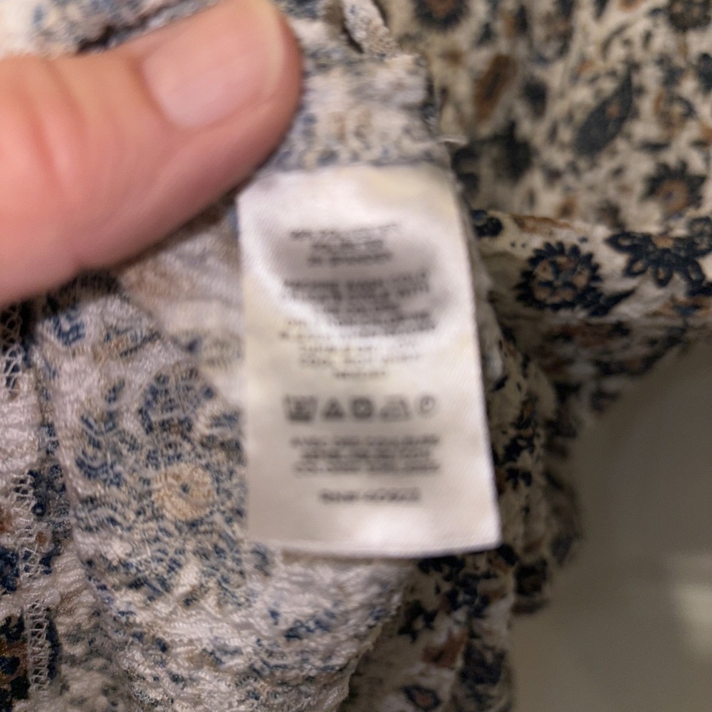 Loft Floral Textured Women's Short‎ Sleeve Shirts Size Small Lot Of 2 - Picture 10 of 16
